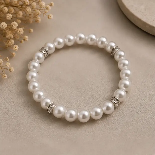 Elegant Pearl Bracelet Styling 1.webp