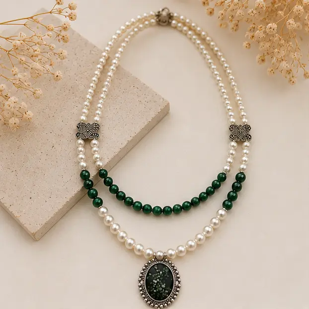 Pearl and Emerald 5.webp