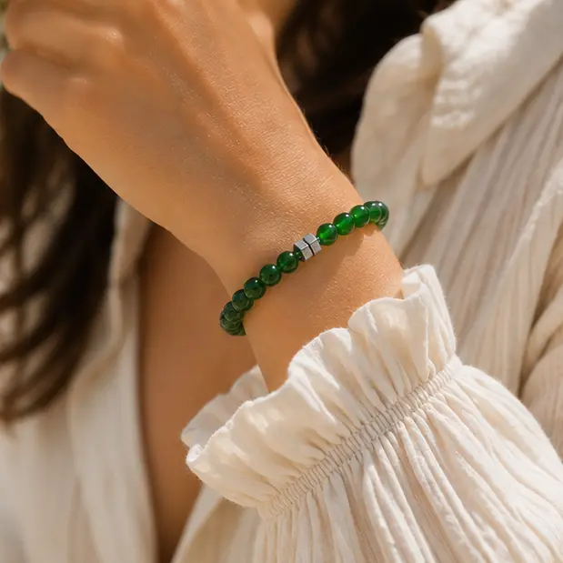 Emerald Bracelet Lifestyle 2.webp