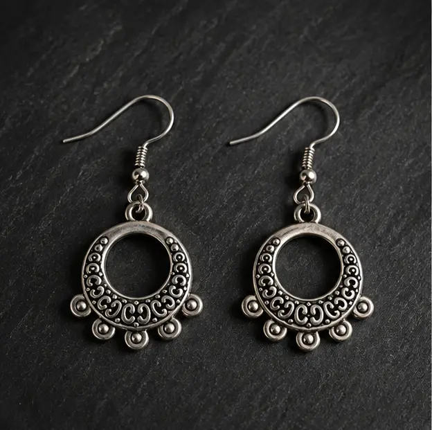 Silver Filigree 1.webp